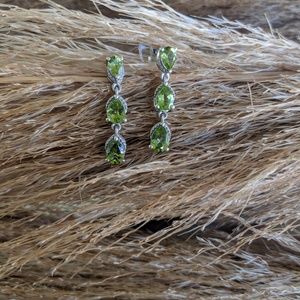 Hebei peridot earrings